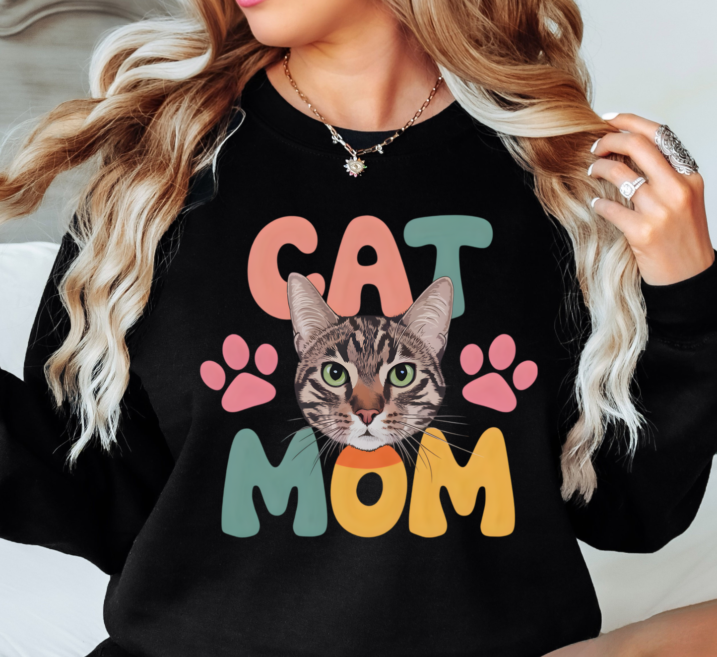 Cat Mom Love Sweatshirt | Pawsitive Vibes Collection | Unique Gifts for Family and Friends