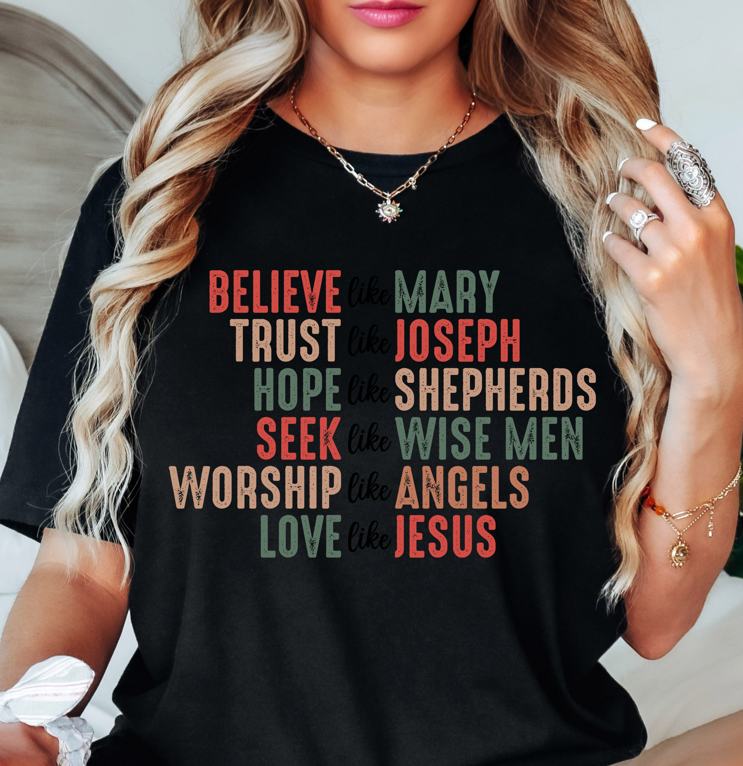 Love Like Jesus Xmas Tee | Tis The Season Collection | Unisex Pre-Shrunk T-Shirt