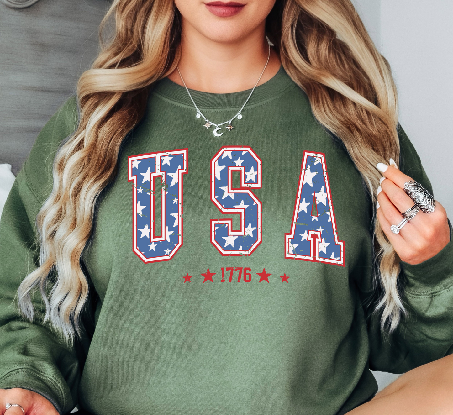 USA 1776 Sweatshirt | Stars and Stripes Collection | Unique Gifts for Family and Friends