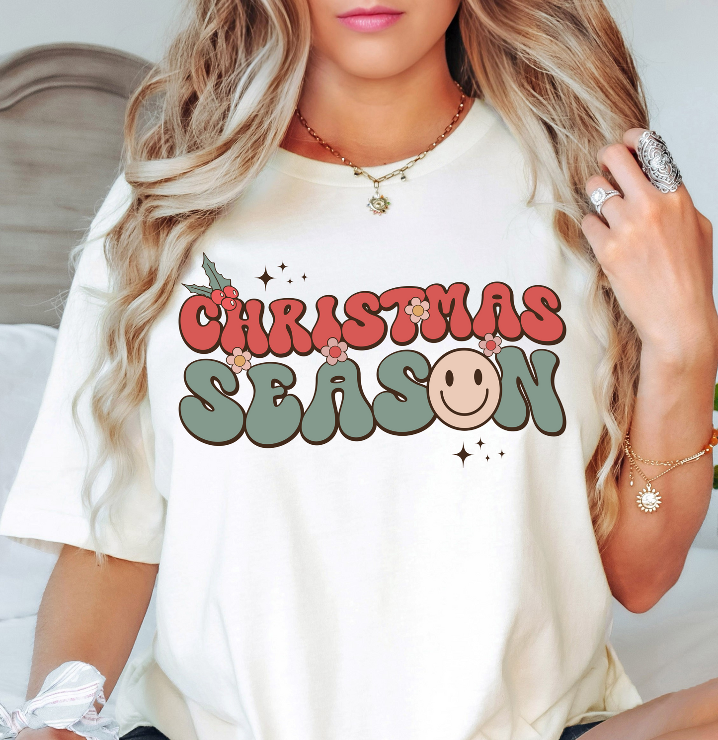 Retro Christmas Season Tee | Tis The Season Collection | Unisex Pre-Shrunk T-Shirt