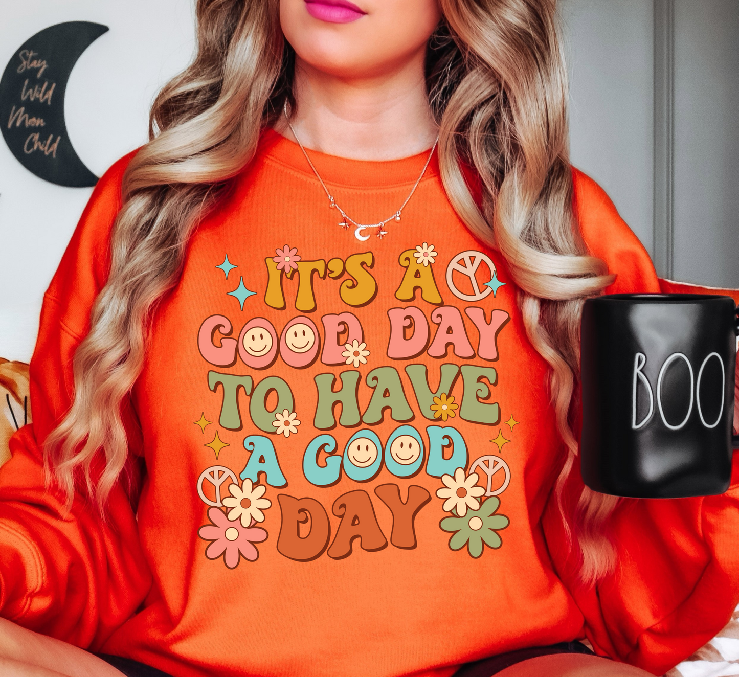 Retro Good Day Sweatshirt | Groovy Vibes Collection | Unique Gifts for Family and Friends