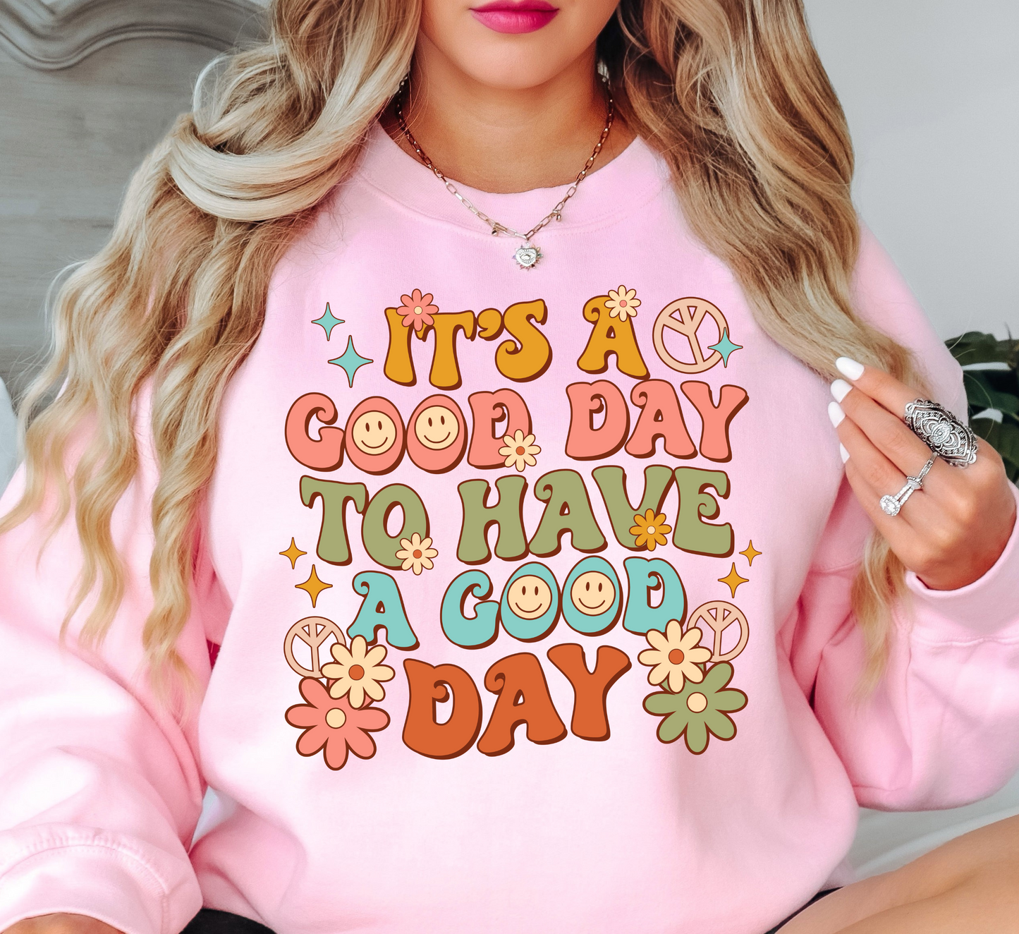 Retro Good Day Sweatshirt | Groovy Vibes Collection | Unique Gifts for Family and Friends