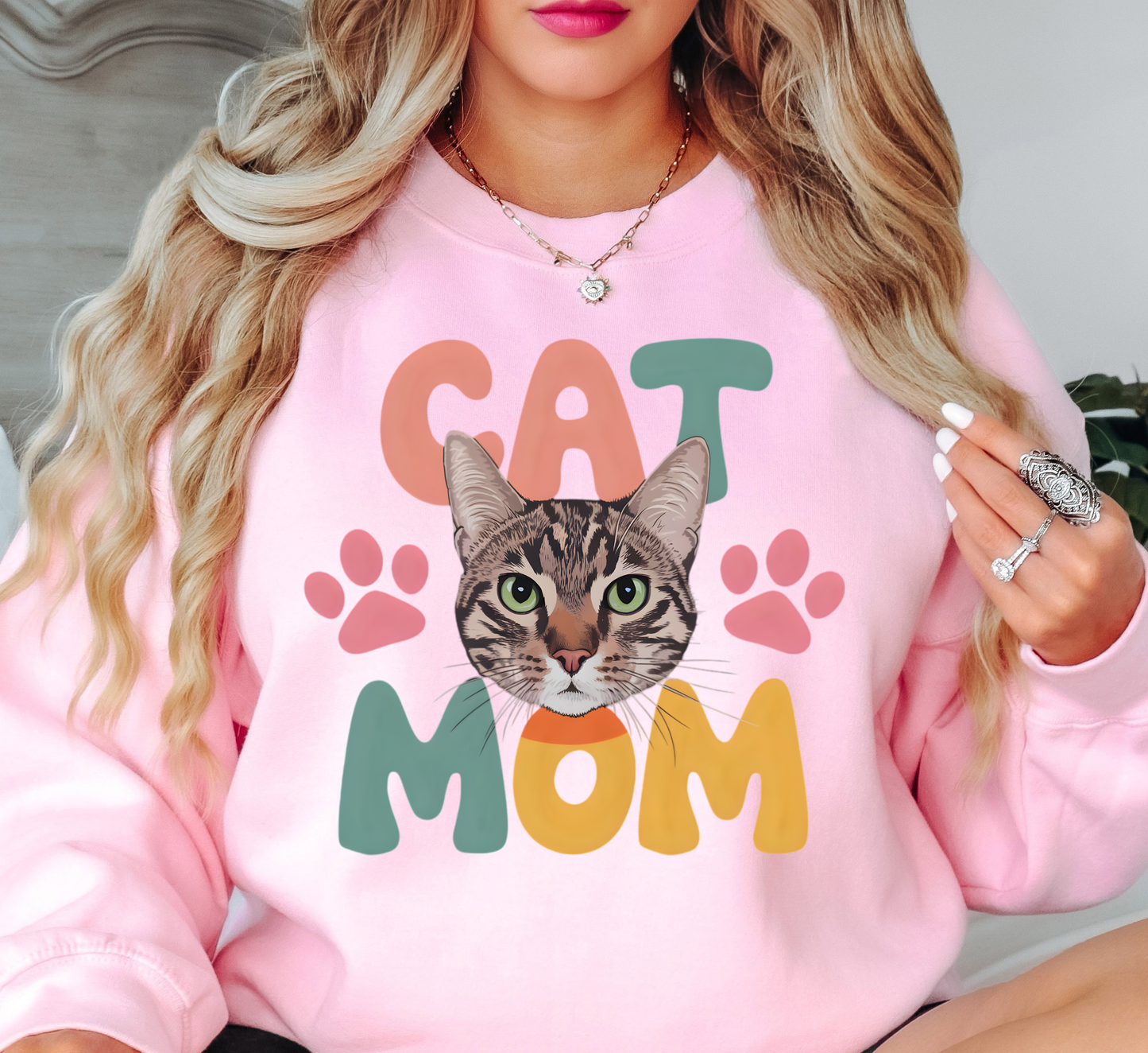 Cat Mom Love Sweatshirt | Pawsitive Vibes Collection | Unique Gifts for Family and Friends
