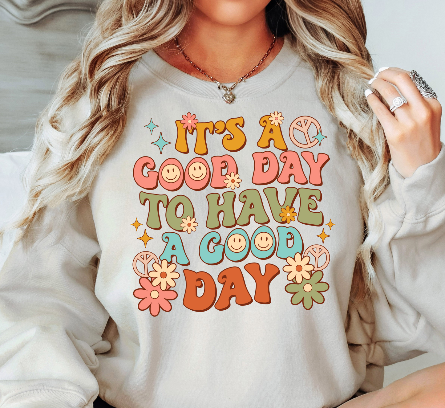 Retro Good Day Sweatshirt | Groovy Vibes Collection | Unique Gifts for Family and Friends