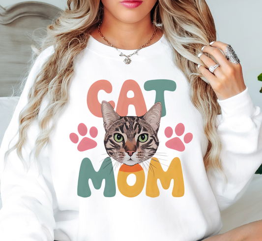Cat Mom Love Sweatshirt | Pawsitive Vibes Collection | Unique Gifts for Family and Friends