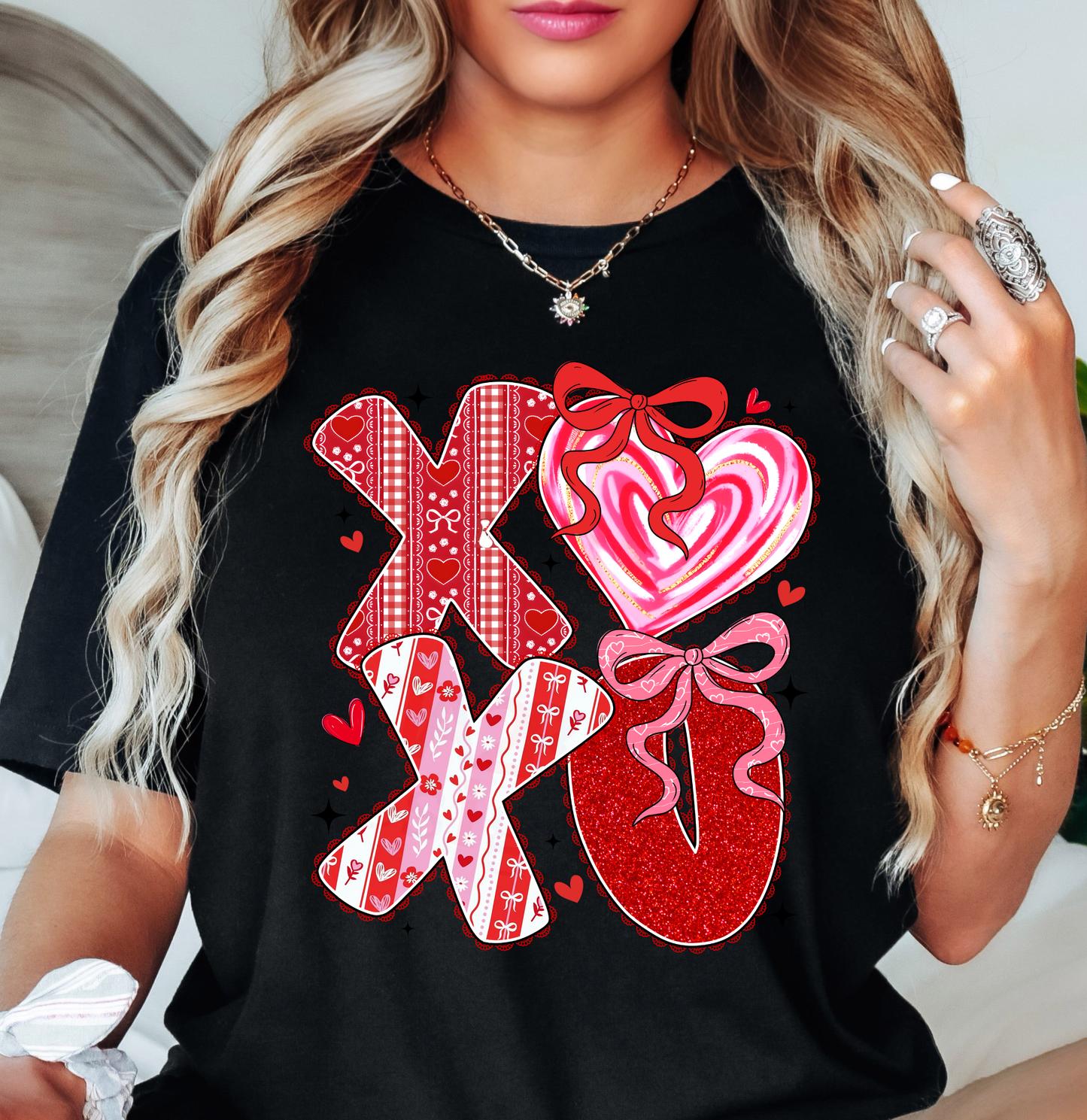 XoXo Preppy Love Tee | XoXo Love Collection | Unisex Pre-Shrunk T-Shirt