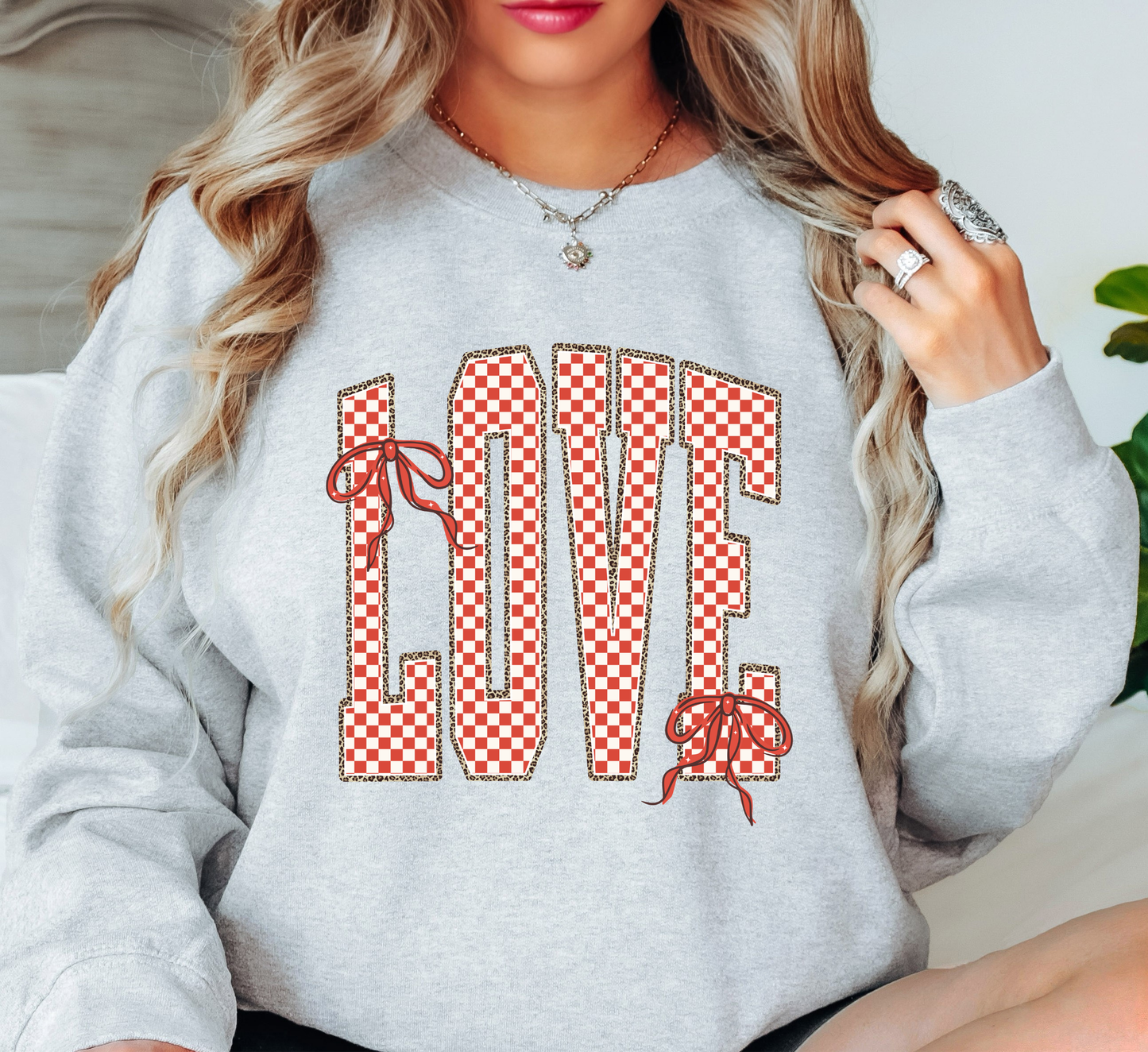 Retro Checkered Love Sweatshirt | XoXo Love Collection | Unique Gifts for Family Friends