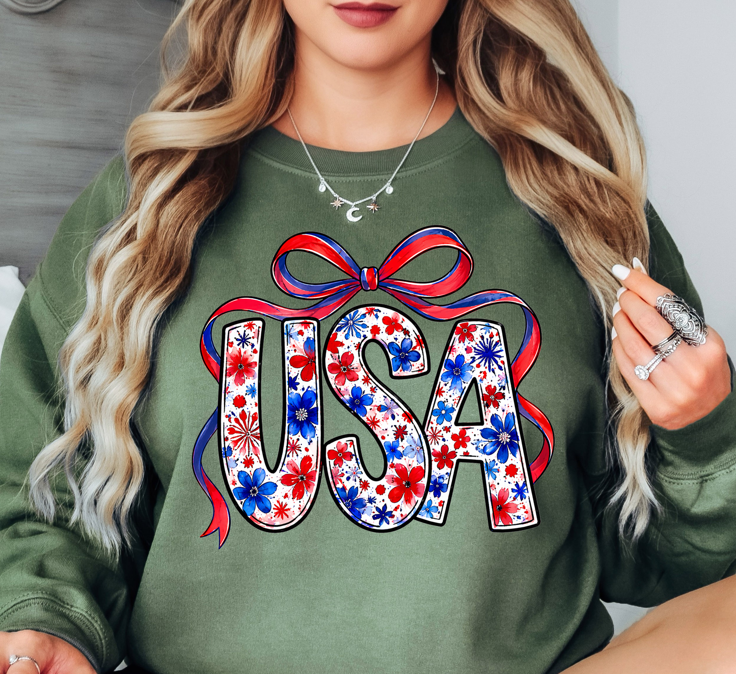 Floral Coquette USA Sweatshirt | Stars and Stripes Collection | Unique Gifts for Family and Friends