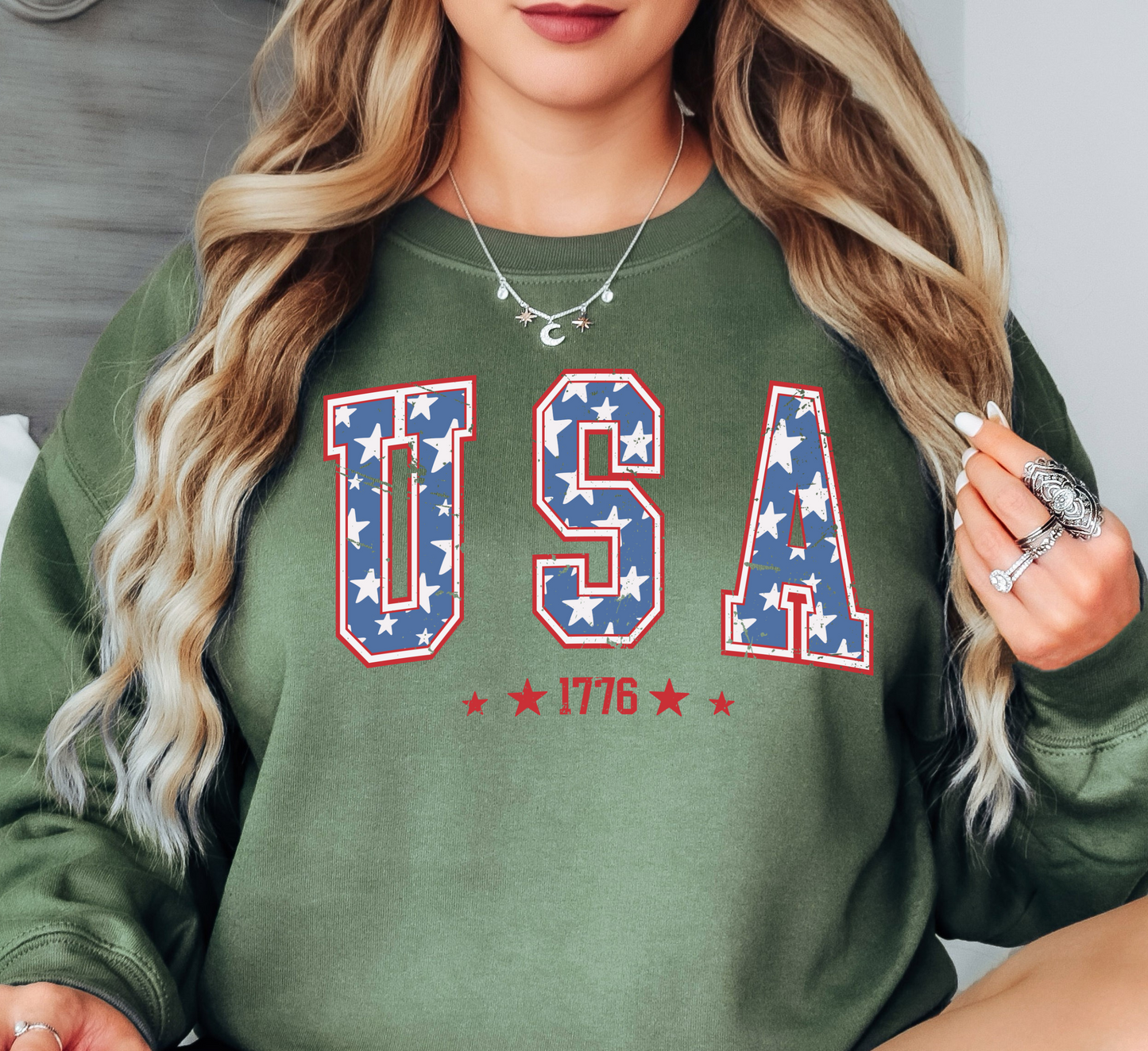 USA 1776 Sweatshirt | Stars and Stripes Collection | Unique Gifts for Family