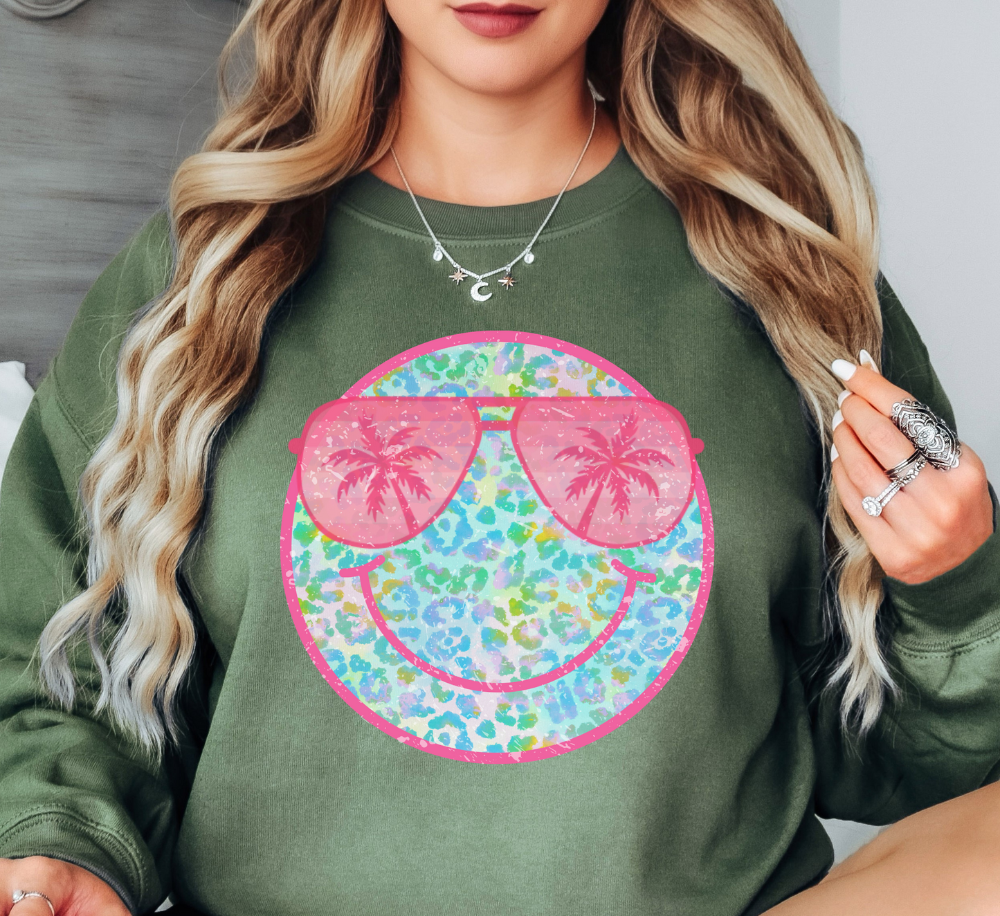 Leopard Beach Smiley Sweatshirt | Beach Breeze Collection | Unique Gifts for Family Friends
