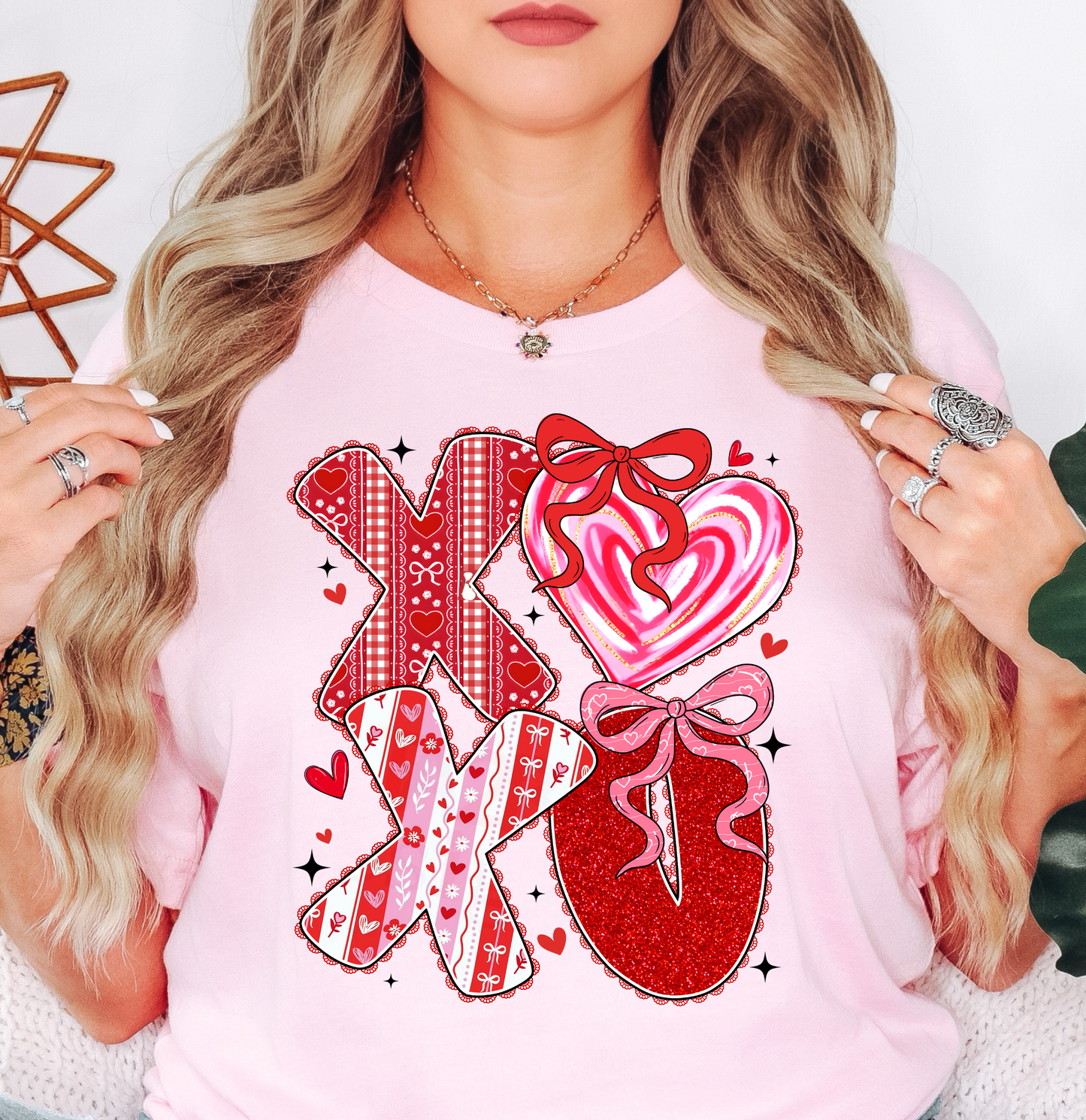 XoXo Preppy Love Tee | XoXo Love Collection | Unisex Pre-Shrunk T-Shirt