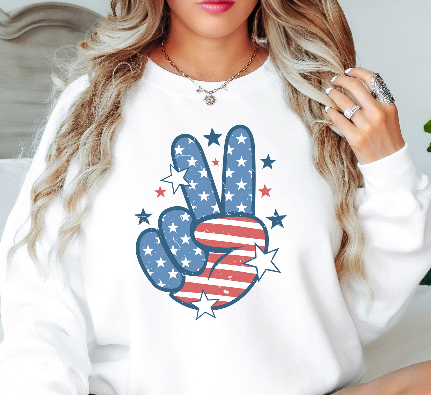 USA Peace Hand Sweatshirt | Stars and Stripes Collection | Unique Gifts for Family and Friends