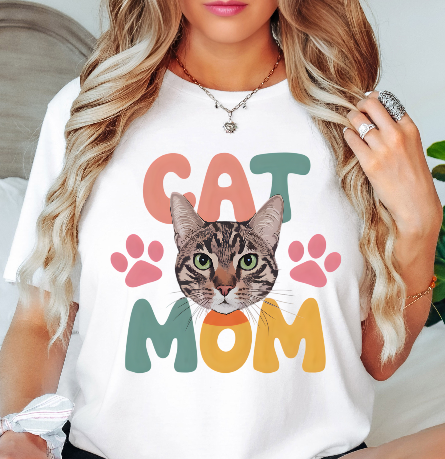 Cat Mom Love Tee | Pawsitive Vibes Collection | Unisex Pre-Shrunk T-Shirt